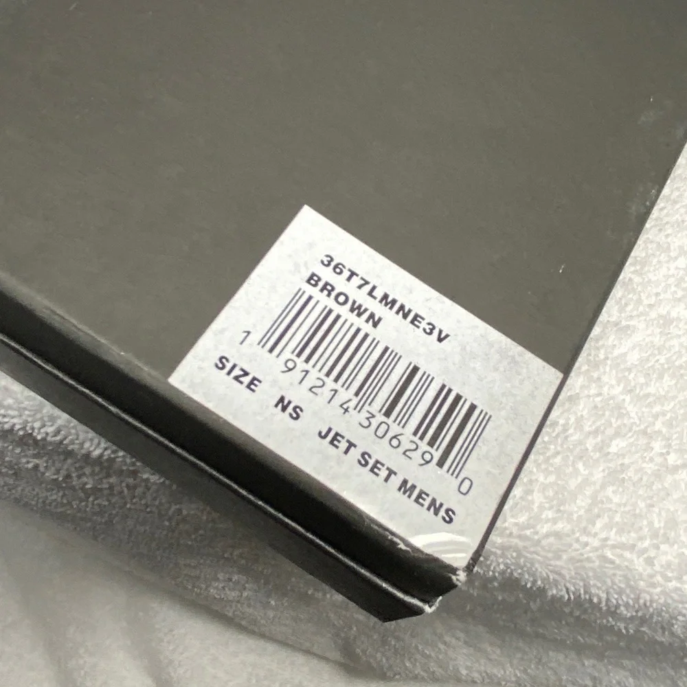 NWT - Michael Kors Men's Studded Wallet - Jet Set Tech Zip Around